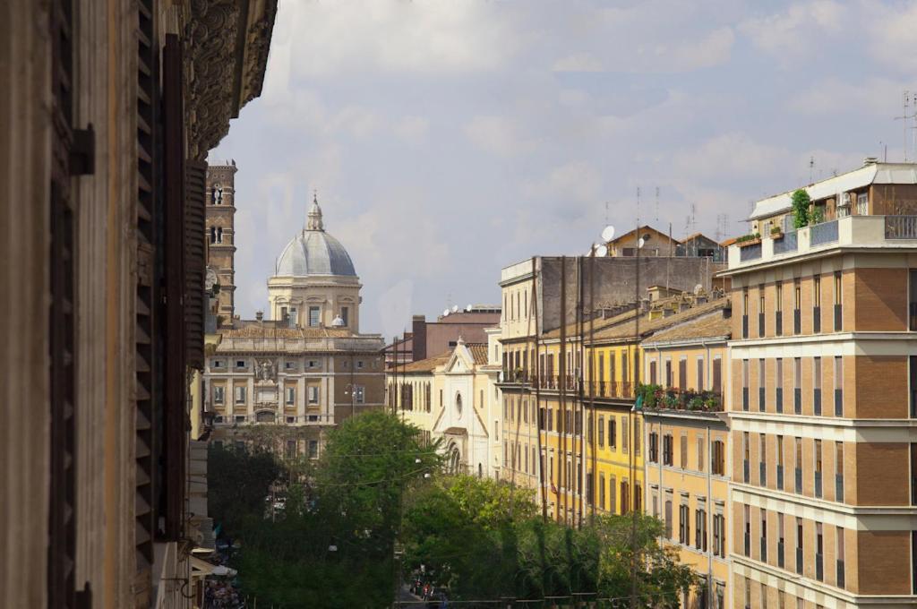 Carlo Alberto House Roma Exterior foto